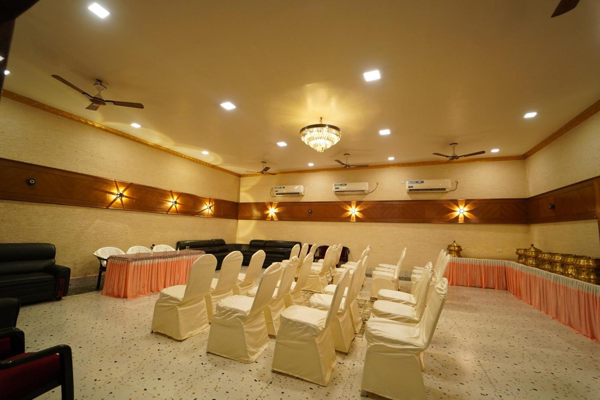 Hotel Ananta Sayana Bhubaneswar Exterior foto
